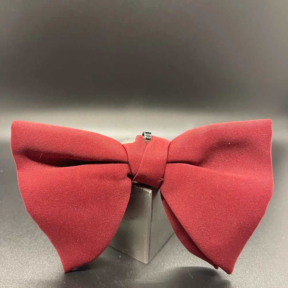 Burgundy Vintage Butterfly Bow Tie
